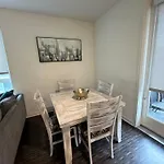 2Br - Heart Of Dtla!!